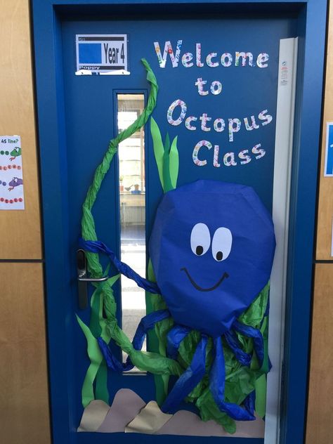 Octopus Door Decorations Classroom, Octopus Classroom Door, Octopus Door Decoration, Octopus Classroom Decoration, Daycare Job, Classroom Door Displays, Homecoming Spirit Week, Under The Sea Crafts, Bee Themed Classroom