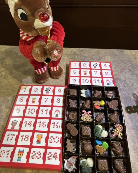 I have 5 advent calendars left. 32$ first come first serve. These fun little calendars will delight your little ones (or big ones) all chocolate is Belgian chocolate with a few windows of fun Christmas candies!! #HuckleberriesChocolatiers #110DurhamSt #DowntownSudbury #callebaut #Chocolate #Truffles #HandMade #onlythebestwilldo #LoveOurCustomers #Yum #sudburyfoodie #comeandgetit #shoplocal #buylocal #smallbusiness #supportlocal Callebaut Chocolate, Chocolate Advent Calendar, Christmas Candies, First Come First Serve, Come & Get It, Belgian Chocolate, Advent Calendars, Chocolate Truffles, Fun Christmas