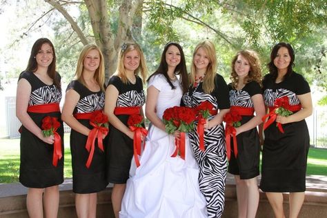 Zebra wedding!!:):):) Zebra Wedding, Wedding 2015, Wedding Decor, Dream Wedding, Wedding Decorations, Wedding Ideas, Bridesmaid Dresses, Prom Dresses, Prom