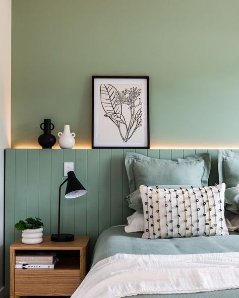 Built Out Headboard Wall, Bed Head Lighting, Built In Bedhead Ideas, Bedhead Wall Design, Built In Bed Head, Green Bedhead, Ply Headboard, Built In Bedhead, Built In Headboard Wall