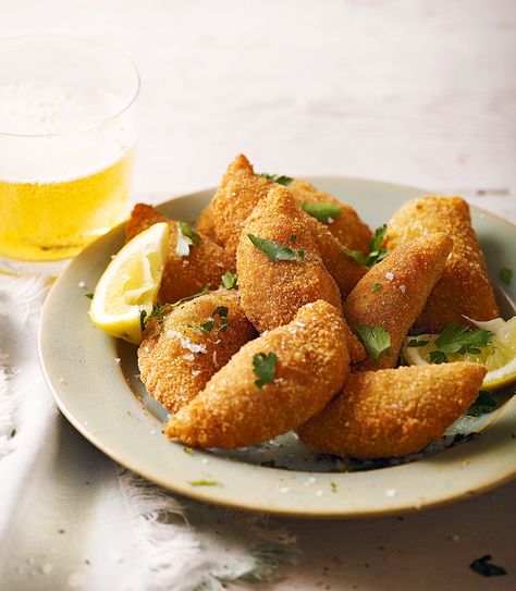 Chef of the moment Nuno Mendes shares his recipe for these fried pastry parcels filled with spiced chopped prawns. Prawn Cakes, Portuguese Dishes, Fried Pastry, Nuno Mendes, Eurovision Party, Shrimp Toast, Portuguese Design, Peri Peri Chicken, Shell Fish