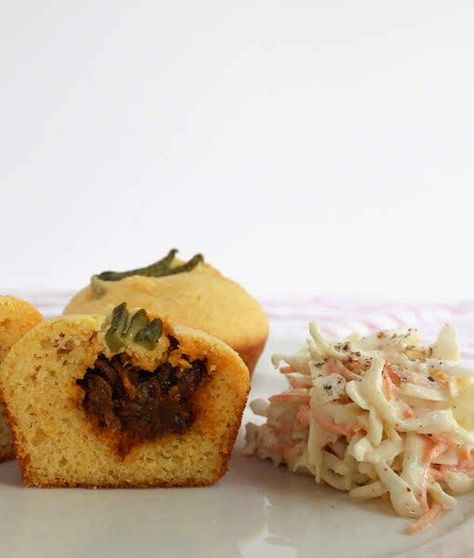 Food Lust People Love: Saucy Pulled Pork Cornbread Muffins #MuffinMonday Pulled Pork Cornbread, Stuffed Cornbread, Barbecue Appetizers, Southern Appetizers, Appetizer Table, Jar Meals, Best Tapas, Red Meat Recipes, Cornbread Muffins