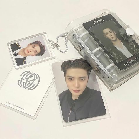 Nct Merch Aesthetic, Nct Photocard Aesthetic, Kpop Collection Aesthetic, Merchandise Kpop, Anime Korea, Not Aesthetic, Nct Aesthetic, Kpop Collection, Happy End