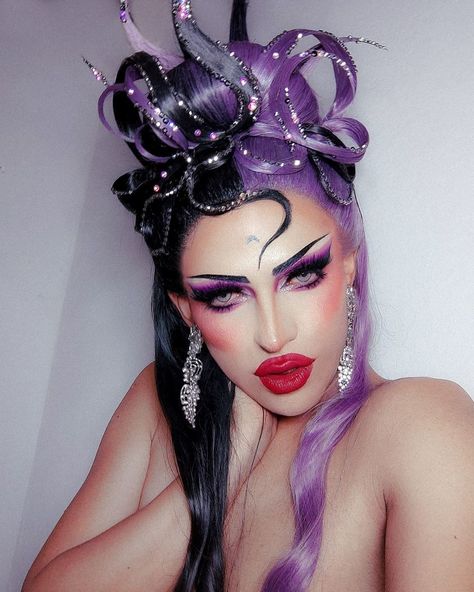 Drag Queen Hairstyles, Octopus Hairstyle, Drag Hairstyles, Drag Queen Wigs, Drag Hair, Drag Inspiration, Drag Ideas, High Fashion Hair, Drag Wigs