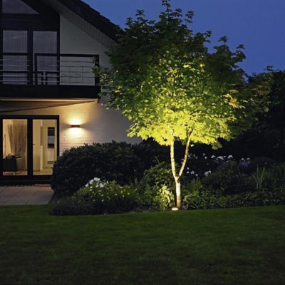 Why you should have landscape lighting in your garden - Decorifusta Tree Uplighting, Industrial Outdoor Lighting, In-ground Lights, Light Landscape, Landscape Lighting Design, Outdoor Garden Lighting, Outdoor Landscape Lighting, Yard Lights, Spot Lights