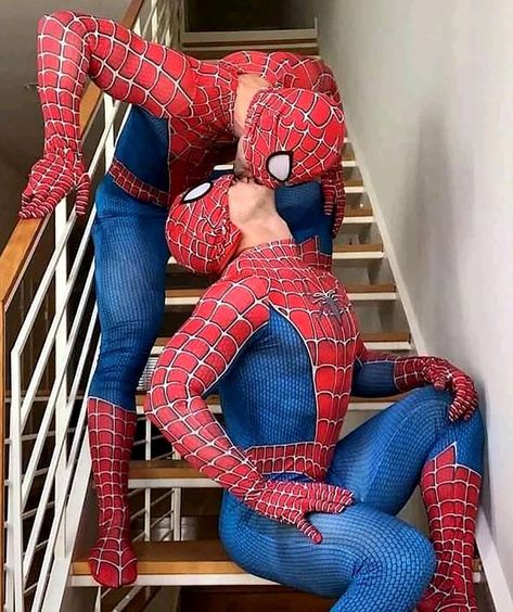 Gay Halloween Costumes, Gay Costume, Spider Man Halloween, Spiderman Outfit, Deadpool X Spiderman, Garfield Spiderman, Spiderman Suits, Classic Halloween Costumes, Spiderman Costume