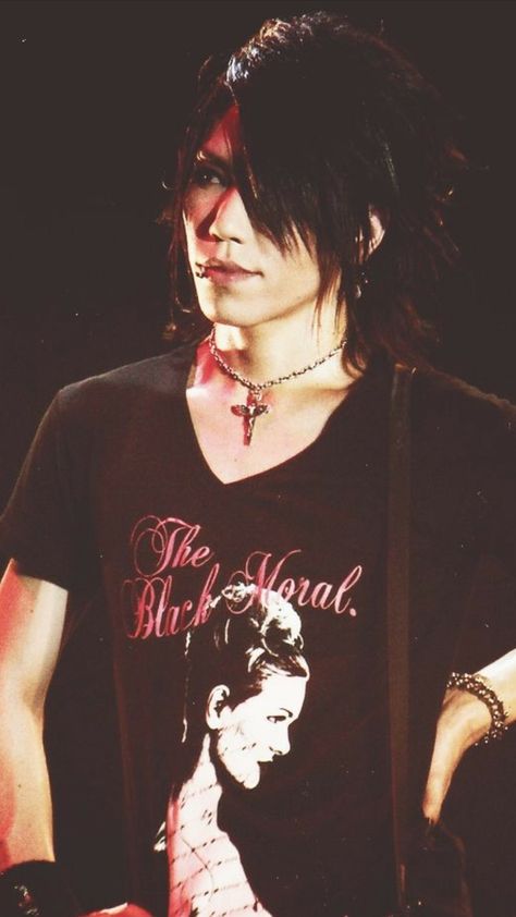 The Gazette Aoi, V Kei, Aoi The Gazette, Drum Band, Kei Visual, Popular Bands, Goth Boy, Asian Guys, Dir En Grey