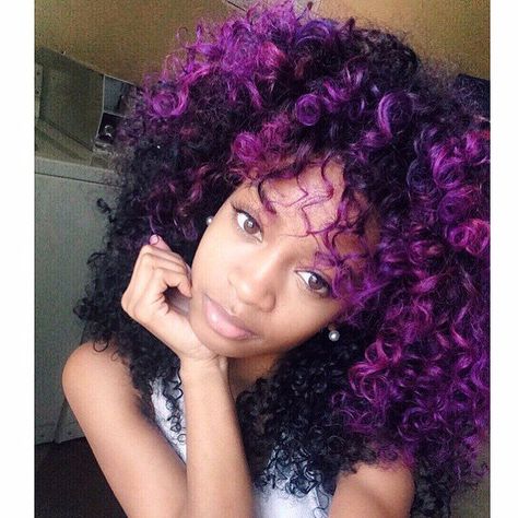 Purple hair is one of the hottest trends! Here are 10 ways to have FABULOUS purple hair! Purple Natural Hair, Hair Steamers, Hair Color Purple, Queen Hair, Natural Hair Inspiration, Hair Crush, Hair Life, Curly Girl, Big Hair