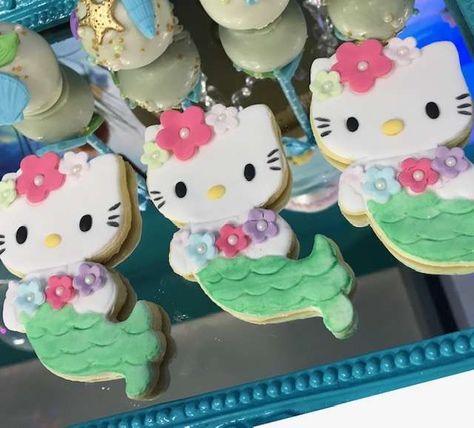 Hello Kitty Mermaid Party, Hello Kitty Mermaid, Sea Birthday Party Ideas, Kitty Mermaid, Hello Kitty Birthday Theme, Hello Kitty Theme Party, Camo Wedding Cakes, Sea Party Ideas, Mermaid Cookies