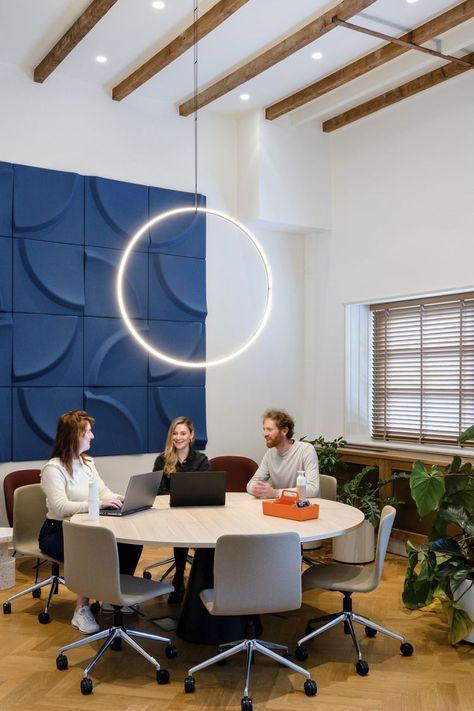 Miro Amsterdam (Netherlands) Office Meeting Room Interior, Meeting Room Design Office, Meeting Room Design, Creative Office Space, Office Culture, Office Tour, Office Meeting Room, School Interior, Recessed Downlight