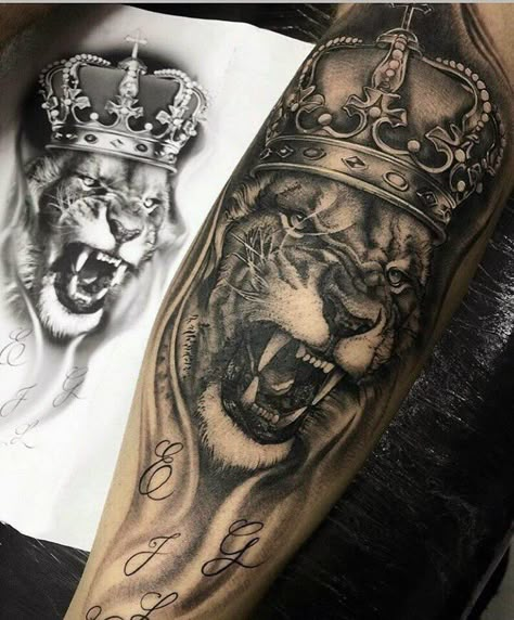 King Lion Tattoo, Lion And Crown, Voll Arm-tattoos, Tattoo Lion, Lion Tattoo Sleeves, Lion Tattoo Design, Leo Tattoos, King Lion, Theme Tattoo