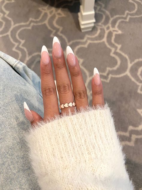 winter nails, ariana grande nails, vanilla girl nails, french tips, trendy nails, white nails, christmas nails, girl therapy Vanilla Girl Nails, Nails Vanilla, Fall Nails Almond Shape, Fall Nails Almond, Ariana Grande Nails, Autumn Fall Nails, White Nail Ideas, Elegant Wedding Nails, Nails Almond Shape