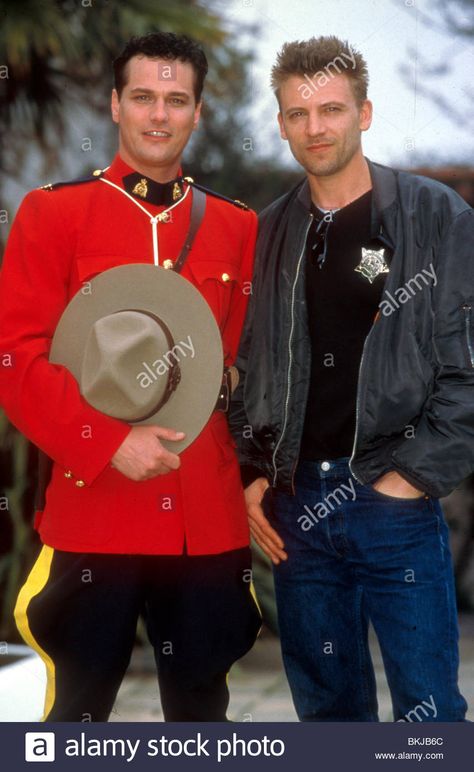 DUE SOUTH (TV) PAUL GROSS, CALLUM KEITH RENNIE DUSO 019 Stock Photo Callum Keith Rennie, Due South, Paolo Nutini, People Of Interest, Vintage Tv, Classic Tv, Favorite Tv Shows, Tv Series, Actors & Actresses