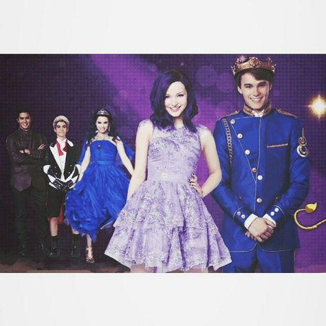 Dove Cameron Disney, Descendants Dress, Descendants Ben, Mal Costume, Ben And Mal, Dianne Doan, Descendants 2015, Descendants Wicked World, Descendants Mal