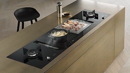 Wok Kitchen, Built In Kitchen Appliances, Miele Kitchen, Kitchen Hob, Dream Kitchens Design, Keep Food Warm, Smart Kitchen, Kitchen Stories, Cooking Appliances