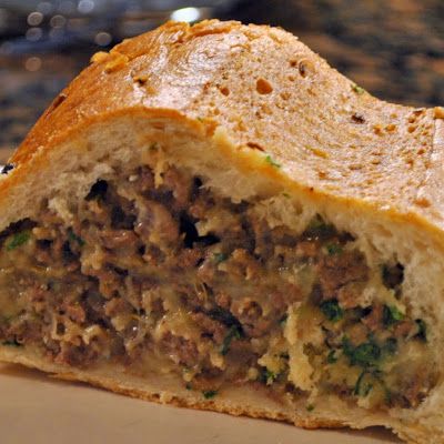 Sausage-Stuffed French Loaf @keyingredient #cheese #pork #bread French Loaf Recipe, Stuffed French Bread, Garbage Bread, Hardy Meals, French Loaf, Sausage Bread, Stuffed Bread, Beef Sausage, Favorite Cookbooks