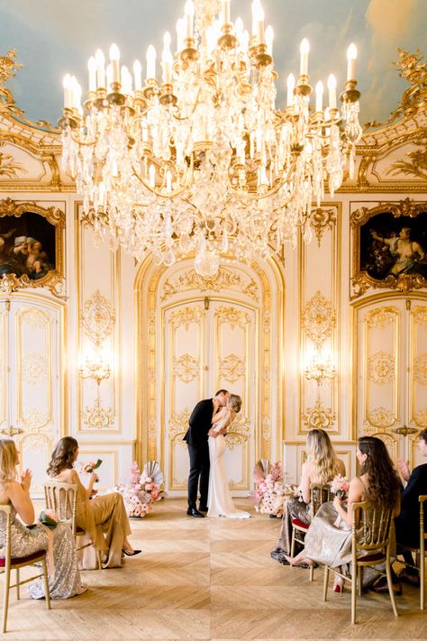 Hotel Le Marois Wedding in Paris Shangri La Paris Wedding, Ritz Paris Wedding, Parisian Style Wedding, Paris Wedding Venues, Saint James Paris, Paris Wedding Venue, Paris In December, Peninsula Paris, Shangri La Paris