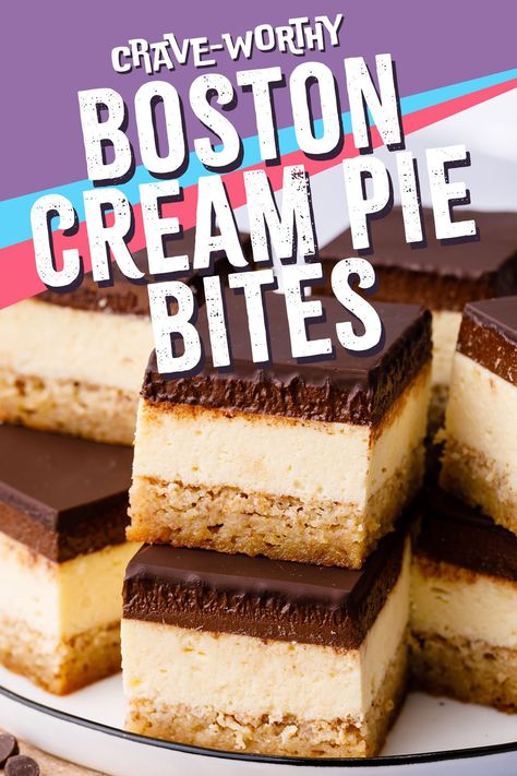 Boston Cream Pie Keto Cheesecake Bites - Keto Pots Boston Cream Pie Cookie Bites, Easy Boston Cream Pie, Keto Cheesecake Bites, Refrigerator Desserts, Thm Cookies, Desert Bars, Lost Kitchen, Strawberry Cheesecake Bites, Diy Dessert