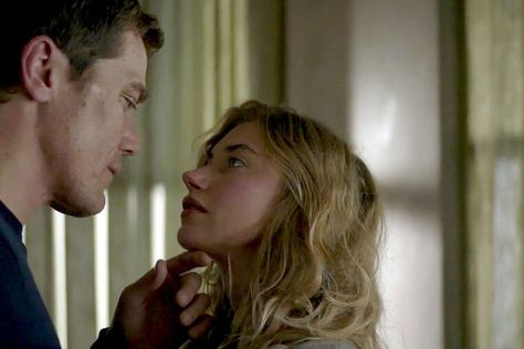 Top Romantic Movies, Netflix Movie List, Romance Movies Best, Imogen Poots, Netflix Movies To Watch, Good Movies On Netflix, Michael Shannon, Romantic Films, Great Movies To Watch