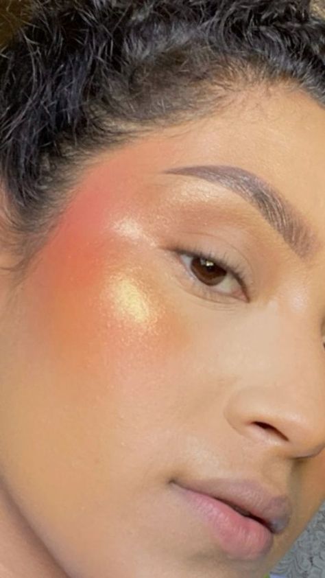 Sunset Blush Makeup Ideas, sunset blush makeup, blush trends, sunset blush trend, pink blush, orange blush, coral blush Sunset Blush Makeup, Pikachu Makeup, Hoco Themes, Sunset Blush, Coral Makeup, Blush Trend, Makeup 2024, Sunset Makeup, Viral Makeup