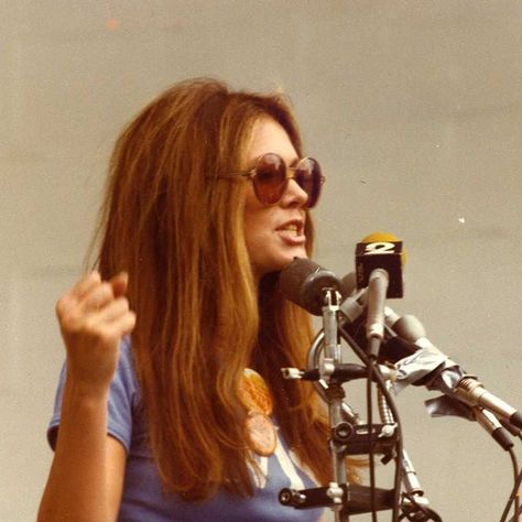 Ms Magazine, 60s Vibe, Gloria Steinem, Lgbt Rights, Feminist Quotes, Jane Fonda, Stevie Nicks, Round Sunglass Women, Ladies Day