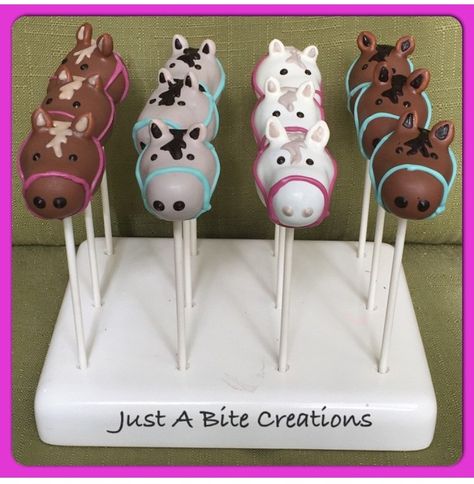 Cowboy Hat Cake Pops, Horse Cakepops, Western Cake Pops, Derby Desserts, Kentucky Derby Desserts, Horse Cake Pops, Cowboy Hat Cake, Cowboy Party Decorations, Horse Halloween