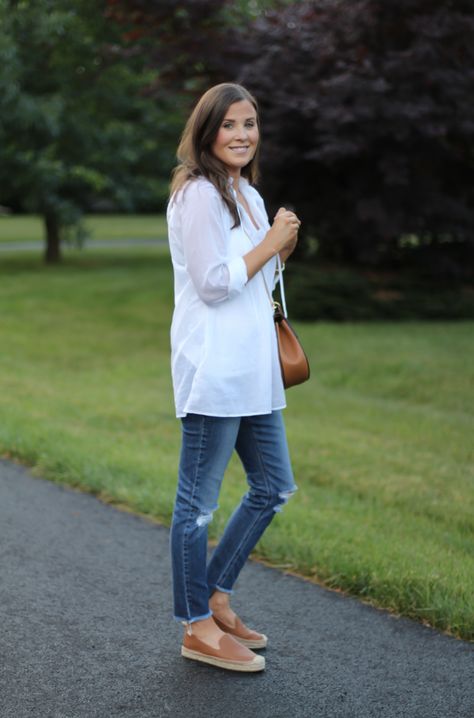 White Summer Tunic Blouse, Distressed Jeans, Tan Leather Espadrille Flats, Tan Chain Strap Crossbody Bag, Loft, Joe's Jeans, Soludos 2 Leather Espadrilles Outfit, Women Espadrilles Outfit, Outfit With Espadrilles Flats, Tan Espadrilles Outfit, Flat Espadrilles Outfit Summer, Summer Tunic Outfits, Jeans And Espadrilles Outfit, Espadrilles Outfit Jeans, Espadrilles Flats Outfit