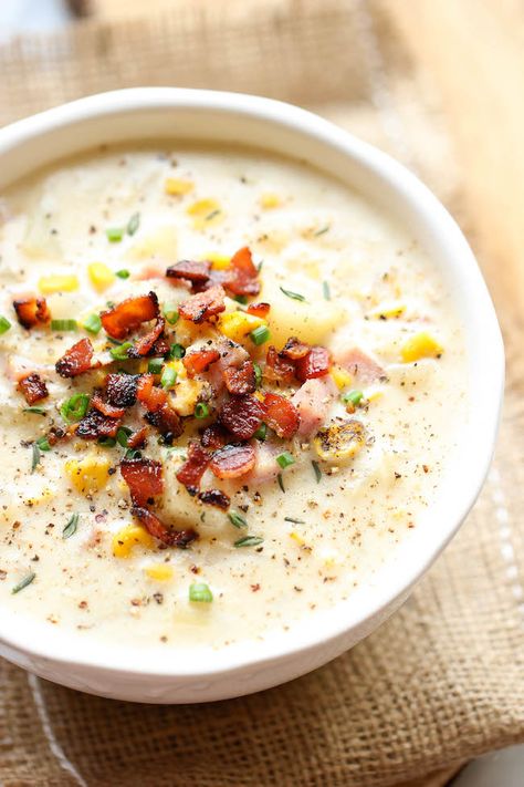 Potato Ham Chowder, Ham Chowder Recipe, Ham Chowder, Holiday Ham Recipes, Creamy Soup Recipes, Ham And Potato Soup, Leftover Ham Recipes, Chowder Soup, Ham Soup