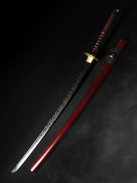 Katanas Aesthetic, Katanas Fantasy Art, Demon Slayer Swords, Japanese Samurai Swords, Fantasy Blade, Tactical Swords, Red Lightning, Types Of Swords, Samurai Artwork