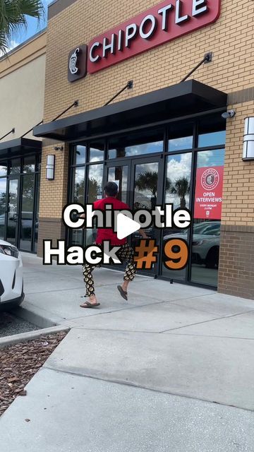 The Foody Channel | Get a FREE Burrito 🌯 with this AMAZING at Chipotle #foodhack #lifehack #chipotle #fyp #burrito | Instagram What To Order At Chipotle, Burritos Chipotle, Chipotle Hacks, Restaurant Hacks, Chipotle Burrito, Healthy School, Healthy School Lunches, School Lunches, Cat Recipes