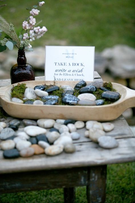 Rocks Wedding Decor, River Rock Wedding Decor, Wishing Stones Wedding, Wedding Stones Rocks, Rock Centerpieces Wedding, Rock Guest Book, Book Signatures, Wedding Witchy, Chucks Wedding