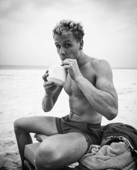 Josh Dylan, Fit Actors, Dream Husband, Peeta Mellark, Attractive People, Pinterest Board, Pretty Men, Celebrity Crush, Pretty People