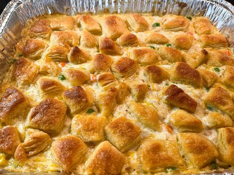 Bubble Up Casserole, Catherine's Plates, Flavored Yogurt, Easy Chicken Pot Pie Recipe, Pot Pie Casserole, Chicken Pot Pie Casserole, Peas And Carrots, Casserole Easy, Easy Chicken Pot Pie