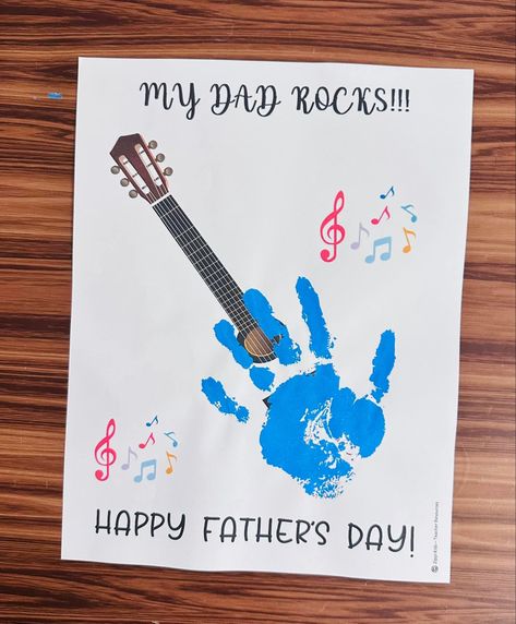 Father’s Day Handprint Craft, Fathers Day Crafts Preschool, Baby Art Crafts, Diy Father's Day Cards, Happy Fathers Day Cards, Husband Fathers Day Gifts, Fathers Day Art, Handprint Gifts, Father's Day Activities