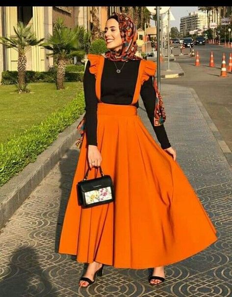 Two Piece Outfits Pants, Long Skirt For Women, Denim Dress Outfit, Outfits Muslim, Slip Dress Outfit, White Dress Outfit, Best Blouse Designs, African Fashion Modern, Muslim Fashion Hijab