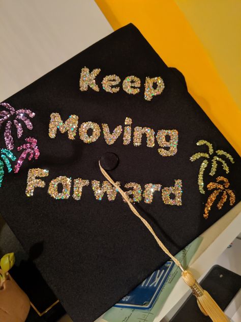 Meet the Robinsons inspired graduation cap #grad #graduationcap #meettherobinsons #gradcapinspiration #movies #graduation Meet The Robinsons Graduation Cap, Meet The Robinsons Quote, Meet The Robinson, Cap Decorations, Graduation Cap Decoration, Grad Cap, Graduation Cap, Projects To Try