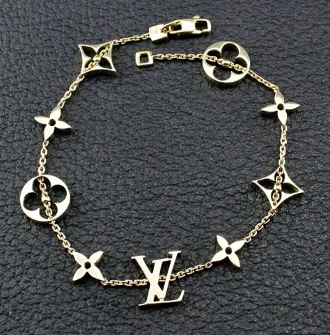 Louis Vuitton Charm Bracelet in 18K Yellow Gold...Too Too Cute! Gold Louis Vuitton, Lv Charm Bracelet, Louis Vuitton Charm Bracelet, Louise Vuitton, Louis Vuitton Bracelet, Boutique Dress Designs, Jewelry Essentials, Layered Jewelry, Fashion Jewelry Earrings