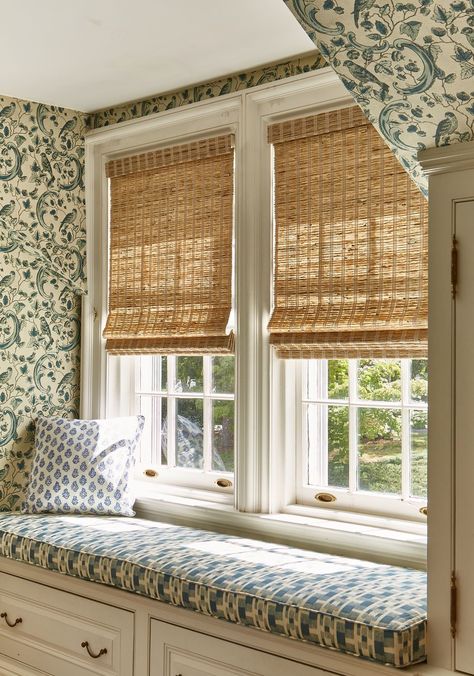 NEVER Skip This Decorating Step, According to Top Interior Designers Woven Blinds, The Shade Store, Honeycomb Shades, Woven Wood Shades, Window Seats, Townhouse Designs, Woven Wood, Hunter Douglas, Built In Bench