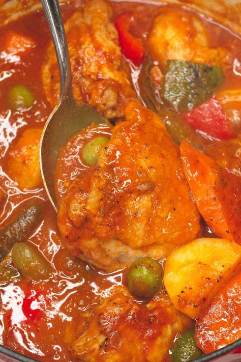 Chicken Caldereta, Caldereta Recipe, Stew With Chicken, Beef Caldereta, Steamed White Rice, Chicken Base, Carrots And Potatoes, Filipino Dishes, Sweet Pickles