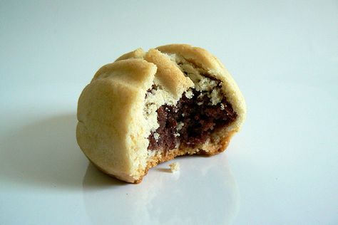 Japanese Azuki Butter Cookies Japanese Pastries, Japanese Dessert Recipes, Japanese Cookies, Kawaii Cookies, Japanese Desserts, Cooking Cookies, Butter Cookies Recipe, Japanese Dessert, Butter Cookie