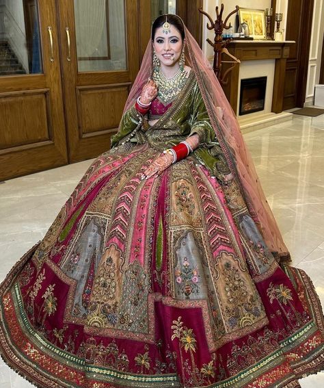 Light Lehenga, Wedding Choli, Indian Wedding Reception Outfits, Lehenga Embroidery, Bride Lehenga, Gown Dress Design, Fabric Illustration, Latest Bridal Lehenga Designs, Bride Suit