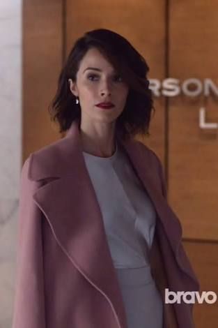 Dana Scott Suits, Abigail Spencer Suits, Varsity Blues, High Class Fashion, Suits Tv, Suits Style, Abigail Spencer, Lawyer Fashion, Green Earth