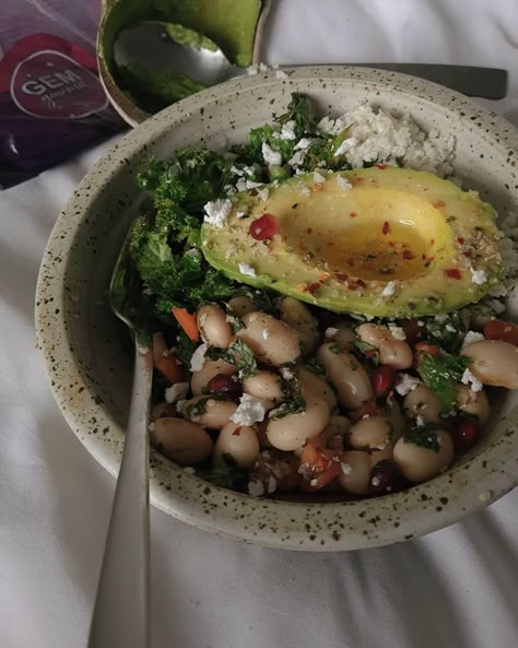 Vegan Bowl Aesthetic, Nourish Bowl Aesthetic, Beans Aesthetic, Aesthetic Bowls, Bean Bowl, Bowl Aesthetic, Nourish Bowls, Nourish Bowl, Bean Recipe