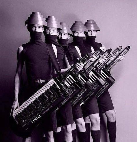 DEVO with their Moog Synths Laurie Anderson, Garage Punk, New Wave Music, Dark Wave, We Will Rock You, Musica Rock, I'm With The Band, 80s Music, Synth Pop