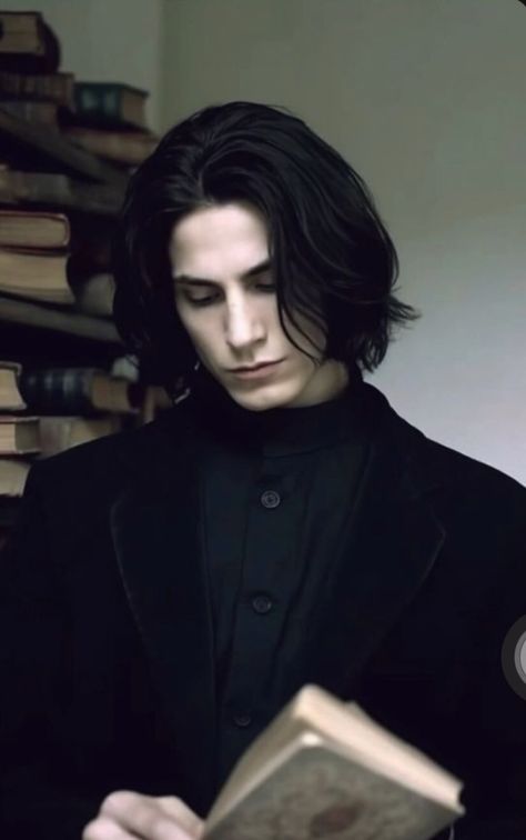 Severus Snape Fancast, Gryffindor X Slytherin, Marauders Cosplay, Snape Cosplay, Young Severus Snape, Young Snape, Boy Haircut Ideas, Harry Potter Fancast, Practical Hairstyles