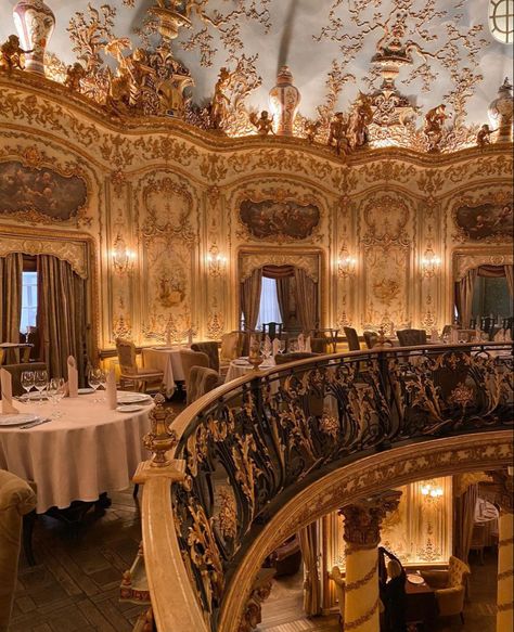 There is a restaurant in Moscow that will amaze you with its luxury and carry you to the era of early baroque, classicism and renaissance. Interior details of Turandot Palace. Fancy Dinner, Hotel Restaurant, Fantasy Landscape, Architecture Design, Vision Board, Restaurant, Paris, Hotel, In This Moment