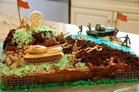 Army Birthday Cakes, Army Themed Birthday, Marine Cake, Army Cake, Army Birthday Parties, Military Cake, Army Birthday, Army's Birthday, Army Party