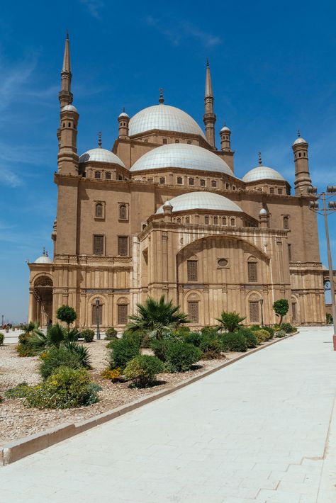 The Muhamed Ali Mosque inside teh Cairo Citadel. Click for the full story. #photography #travel #explore #africa #wanderlust #bucketlist #outdoors #travelling #travelblogger #travelguide Cairo Citadel, Places In Egypt, Egypt Culture, Story Photography, Mosque Architecture, Beautiful Landscape Photography, Beautiful Mosques, Travel Photography Inspiration, Egypt Travel