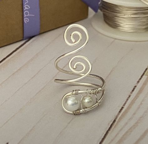 Ring For Women Silver, Wire Wrapped Pearl, Diy Wire Jewelry Rings, Wire Jewelry Rings, Diy Jewelry Rings, Wire Jewelery, Wire Wrap Jewelry Designs, Wire Wrapped Jewelry Diy, Ring Pearl