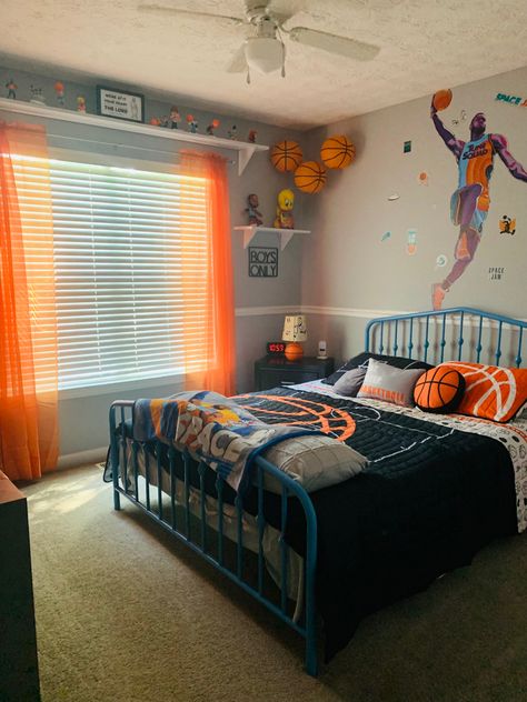 Bedroom Decor For Boys, Jam Room, Boys Room Diy, Kids Bedroom Organization, Basketball Room, Toddler Boy Room Decor, Boy Toddler Bedroom, Apartment Decorating Living, Boys Bedroom Makeover